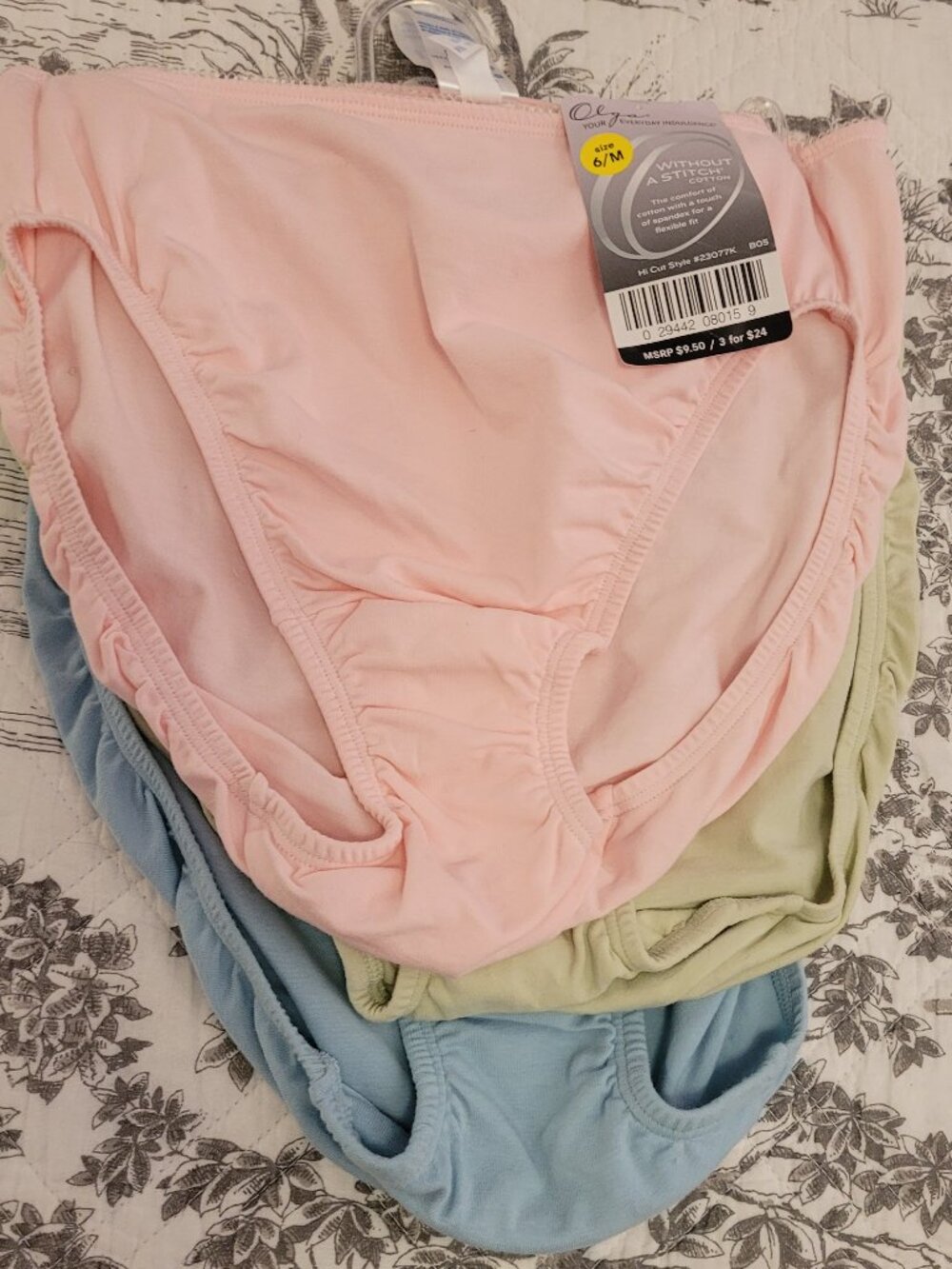 3 Pairs of Olga Cotton French Cut Panties Size 6/Medium NWT